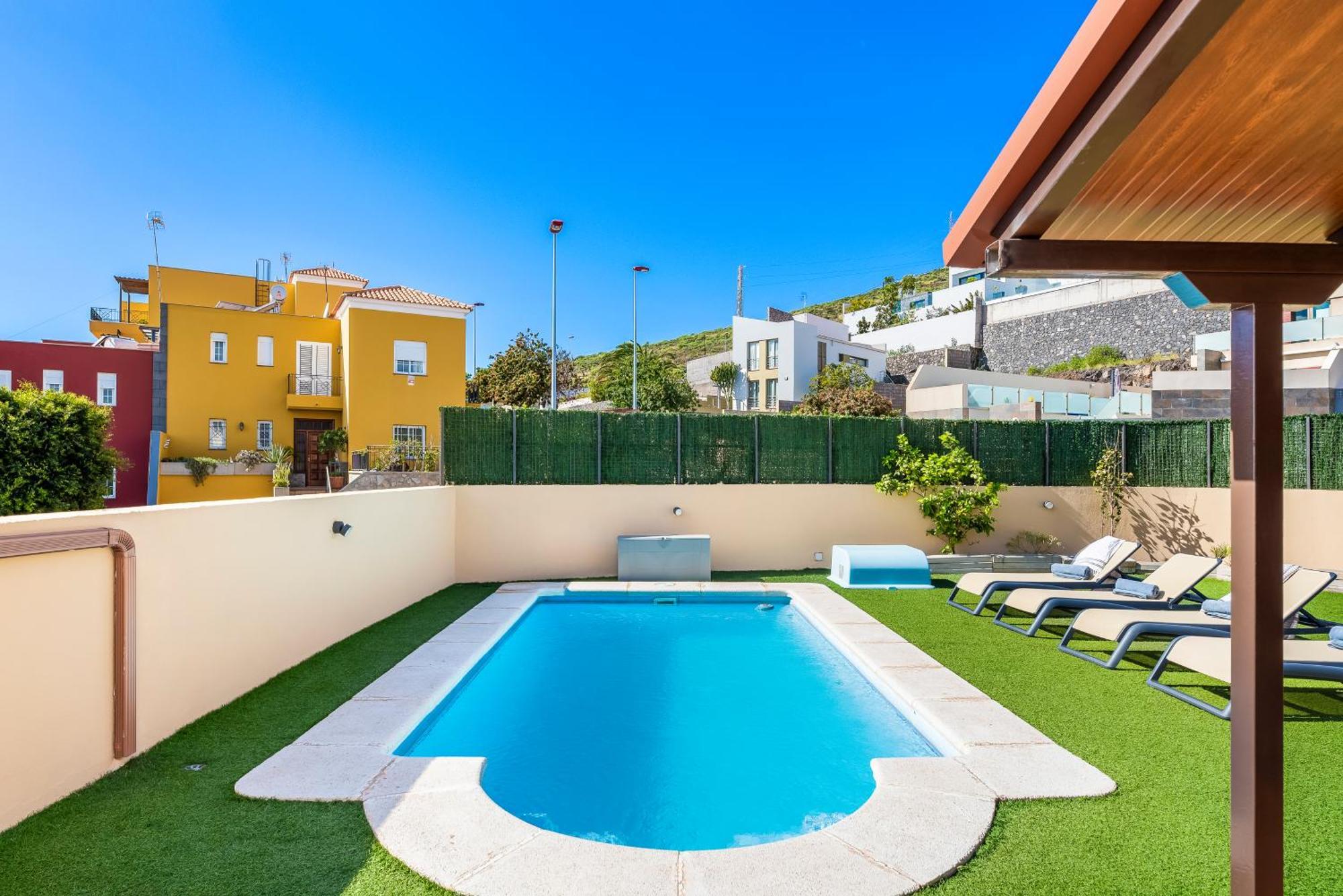 Villa Trueno Refugio De Lujo Con Piscina Climatizada Y Vistas Канделария Екстериор снимка