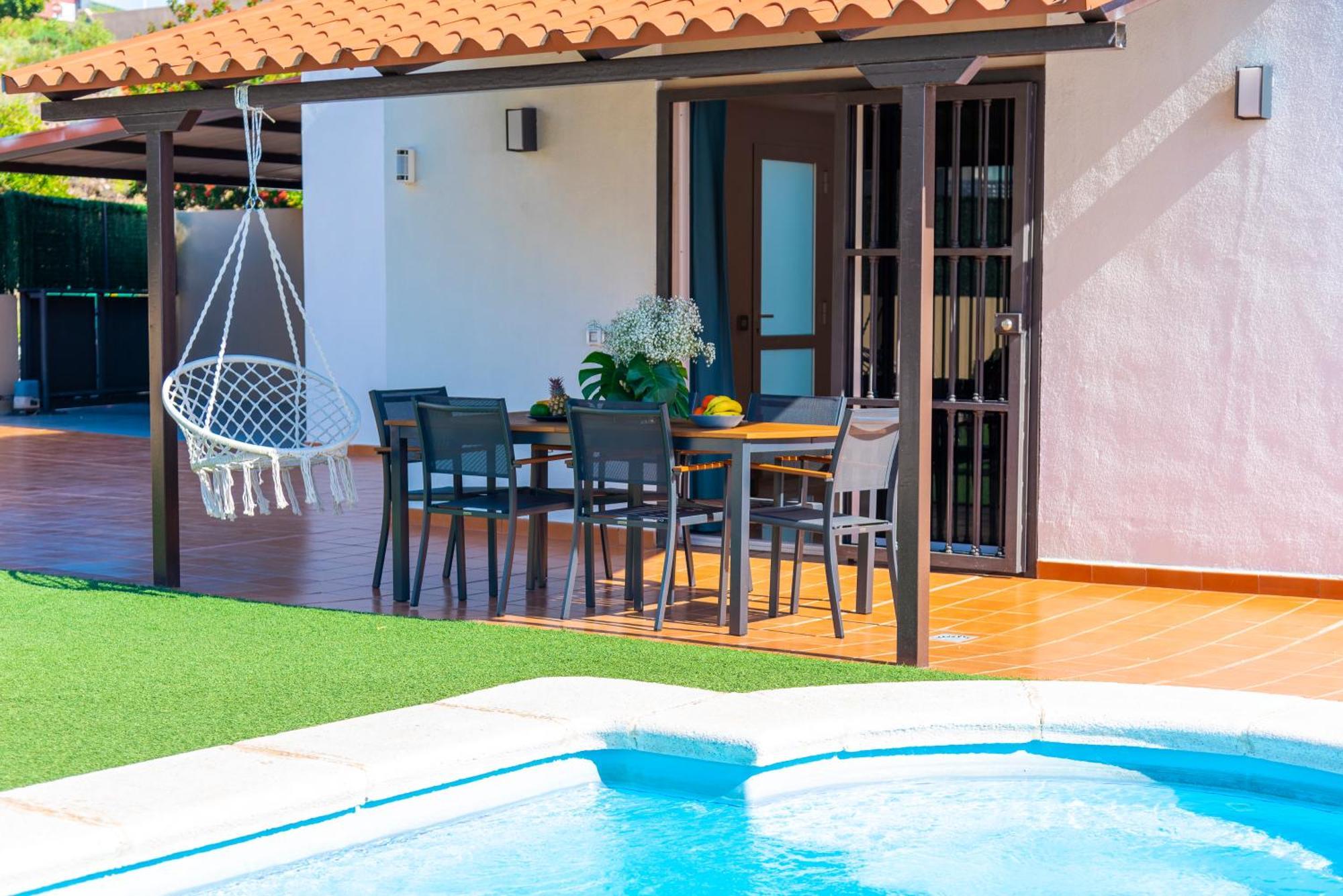 Villa Trueno Refugio De Lujo Con Piscina Climatizada Y Vistas Канделария Екстериор снимка